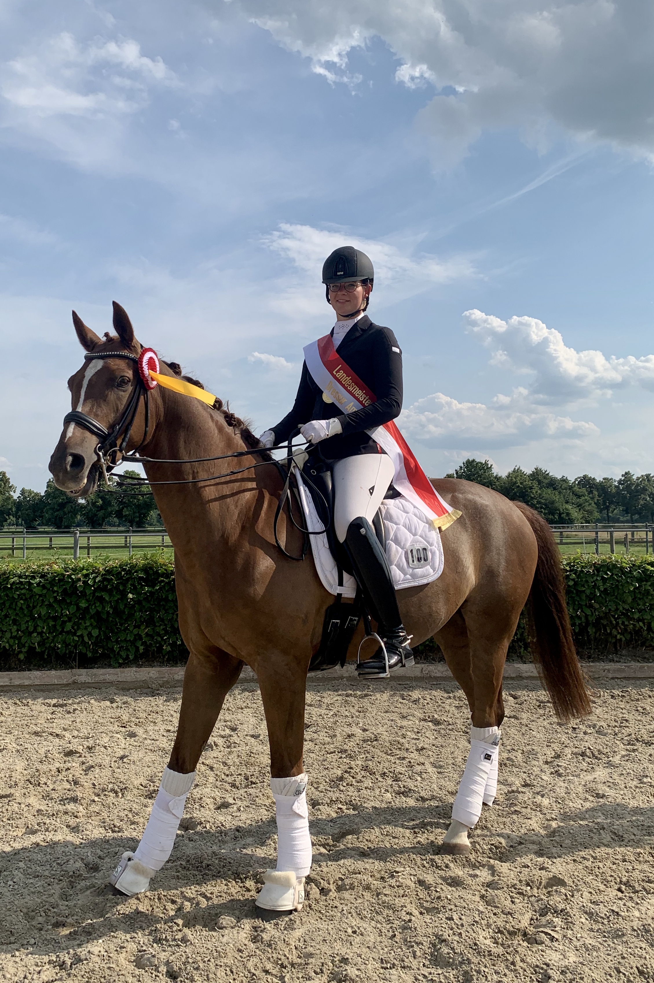 Landesmeisterin Dressur Amateure Ü22 2021 Lara Sens