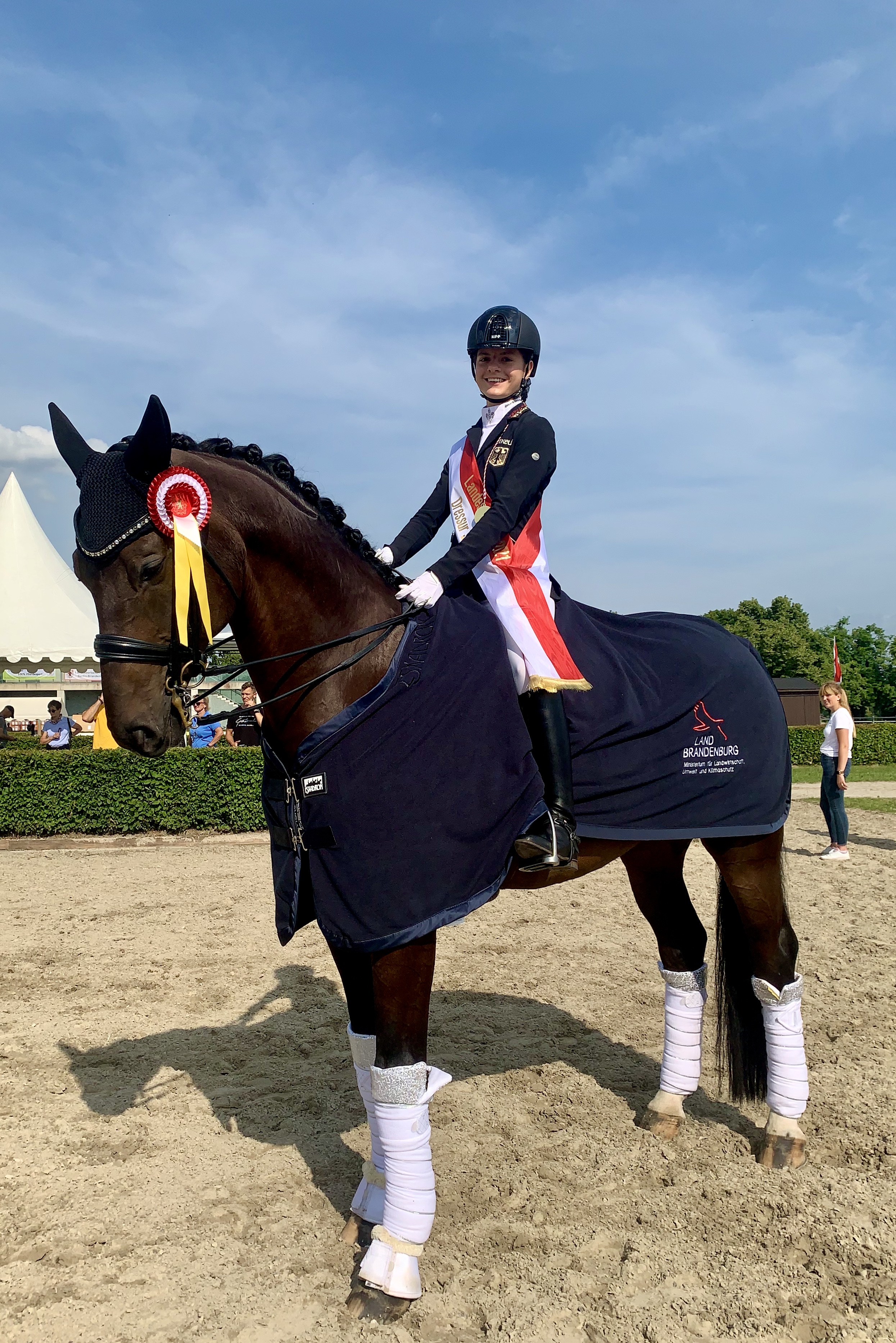 Landesmeisterin Dressur Junioren 2021 Kelly-Ann Klenk